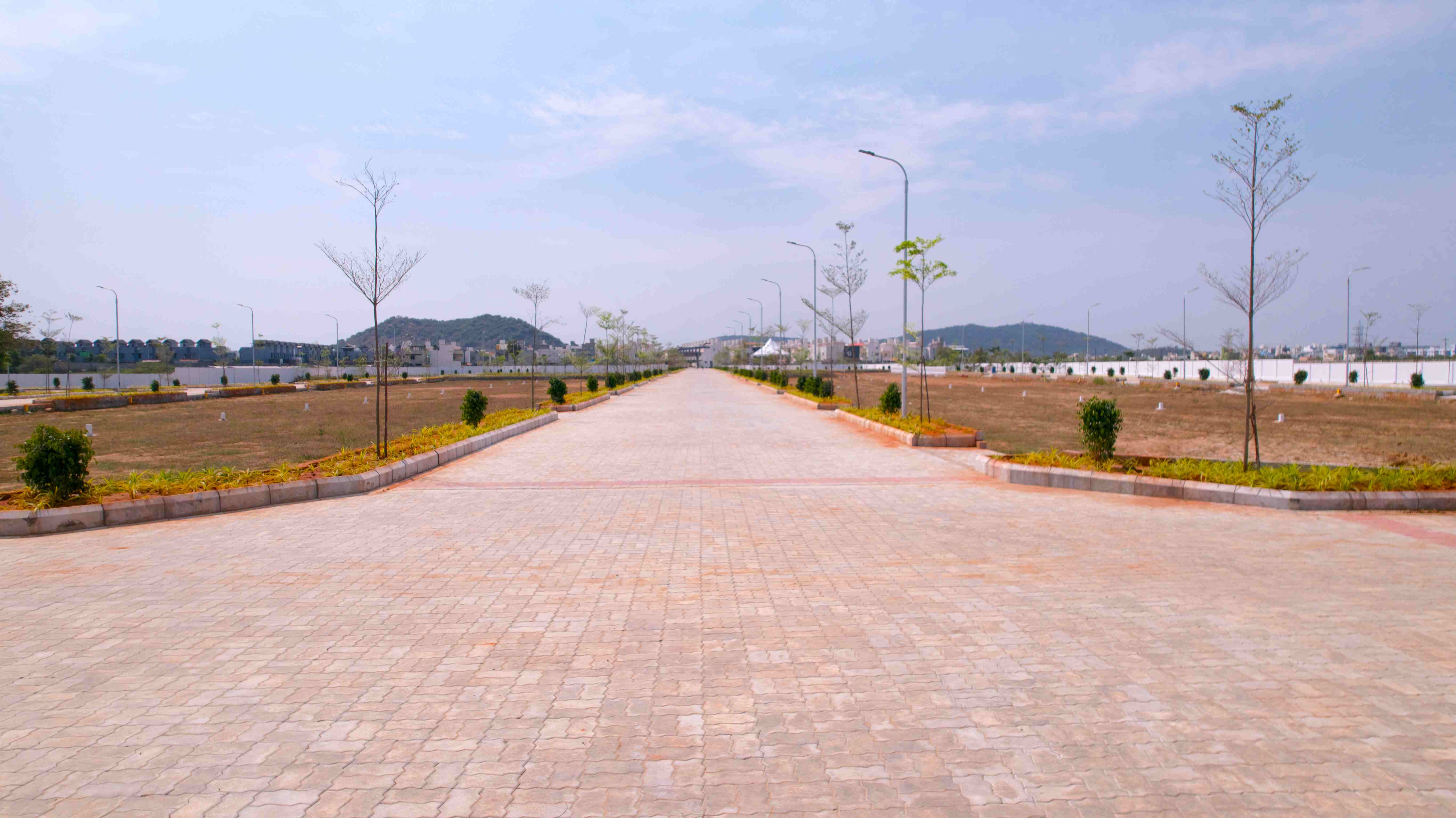 Plots for Sale in Perungalathur 